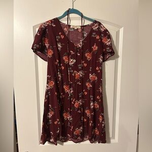 Rewind Floral Button-Down Dress size large